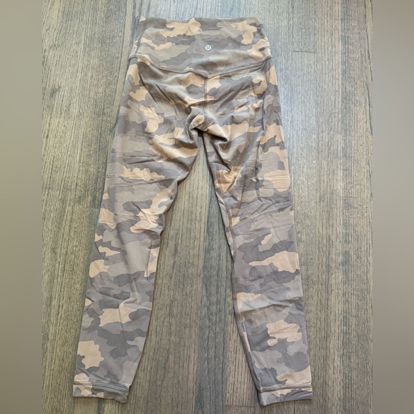 Lululemon Align High Rise Leggings-Size 6-Heritage 365 Camo Beige Multi - Picture 5 of 8